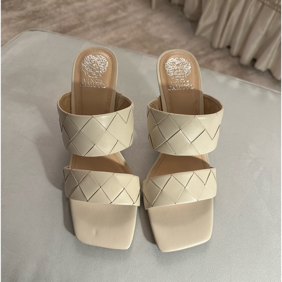 Vince Camuto Dress Sandals - Picture 4 of 10